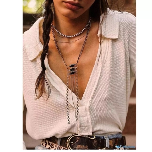 Free People Jewelry - Free People Chantilly Layered Necklace in Gold